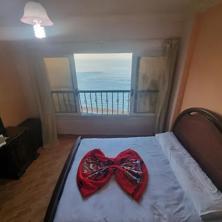 Panoramic Sea View Zamzm Flat Miami Family شقة فندقية زمزم بانورما بشاطئ ميامي - الاسكندرية صف اول مباشر علي بحر - عائلات فقط Alexandria Exterior foto